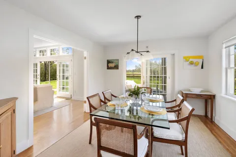 $6,400,000 | 26 Osborn Farm Lane, Wainscott, NY 11975
