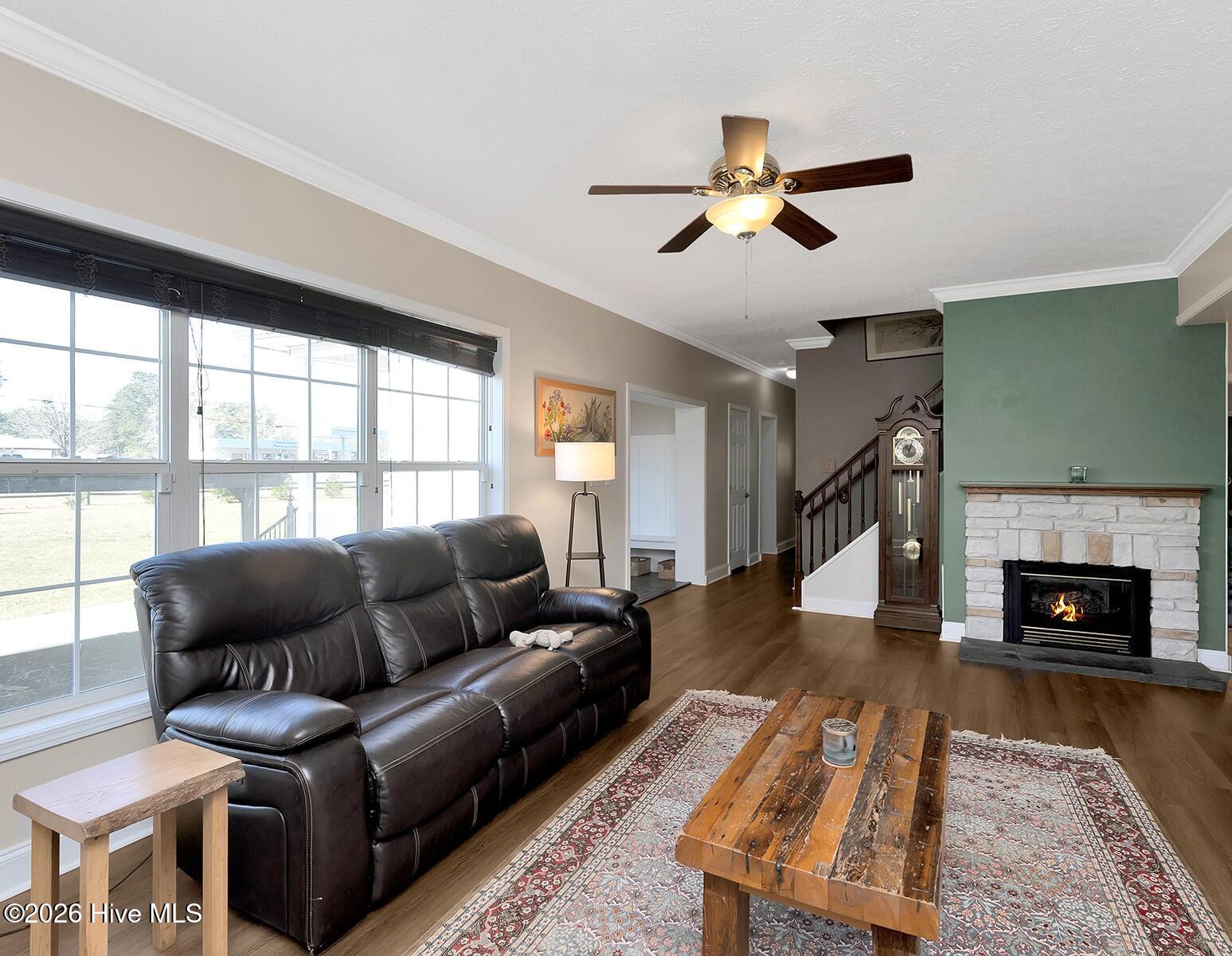 4609 Lobelia Road Vass, NC 28394 - Photo 2 of 37 living-room2.edited
