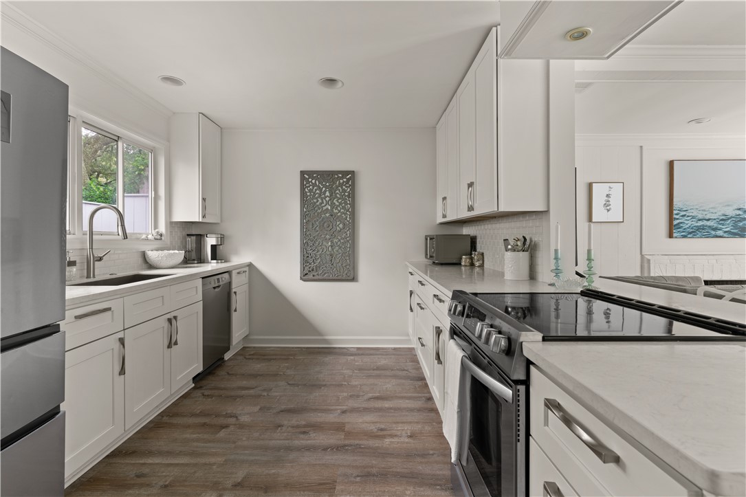 4318 7th Street St. Simons Island, GA 31522 - Photo 6 of 27