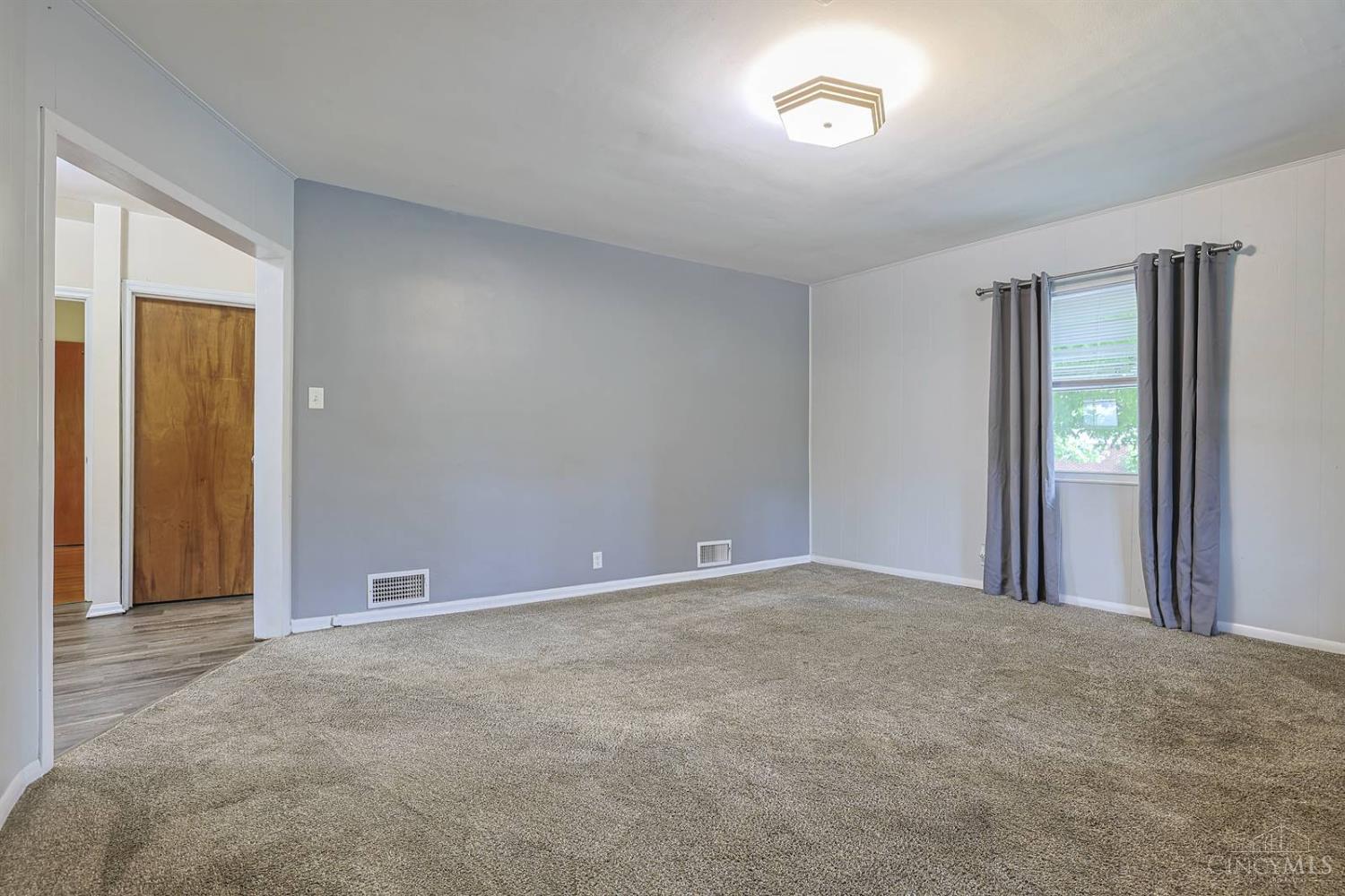 10888 Carolina Trace Road Harrison, OH 45030 - Photo 6 of 33