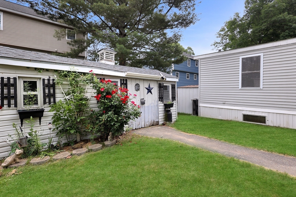 2 Wendy Way Merrimac, MA 01860 - Photo 20 of 23