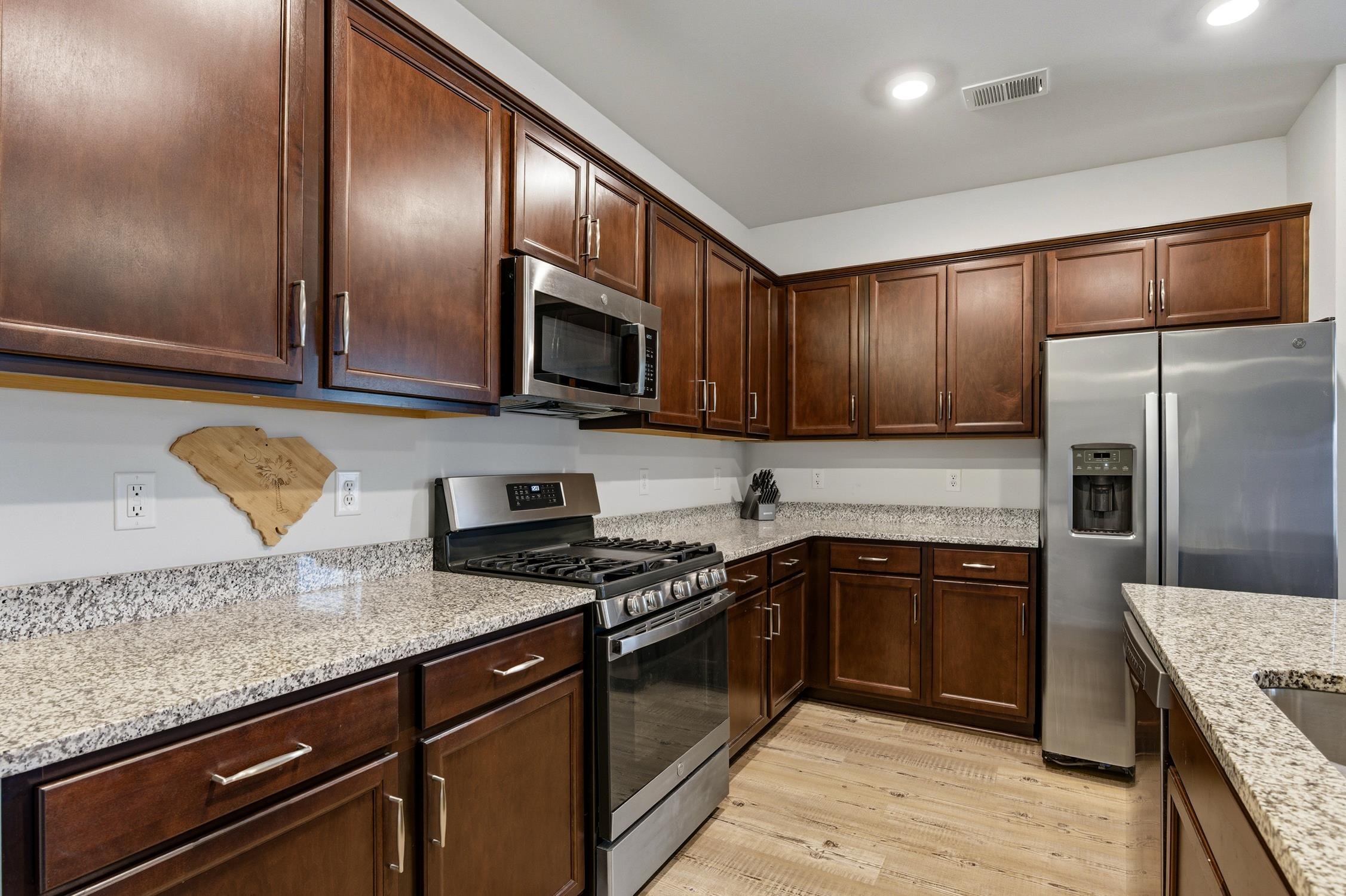 833 St Albans Loop Conway, SC 29526 - Photo 7 of 33 Gallery Image 7