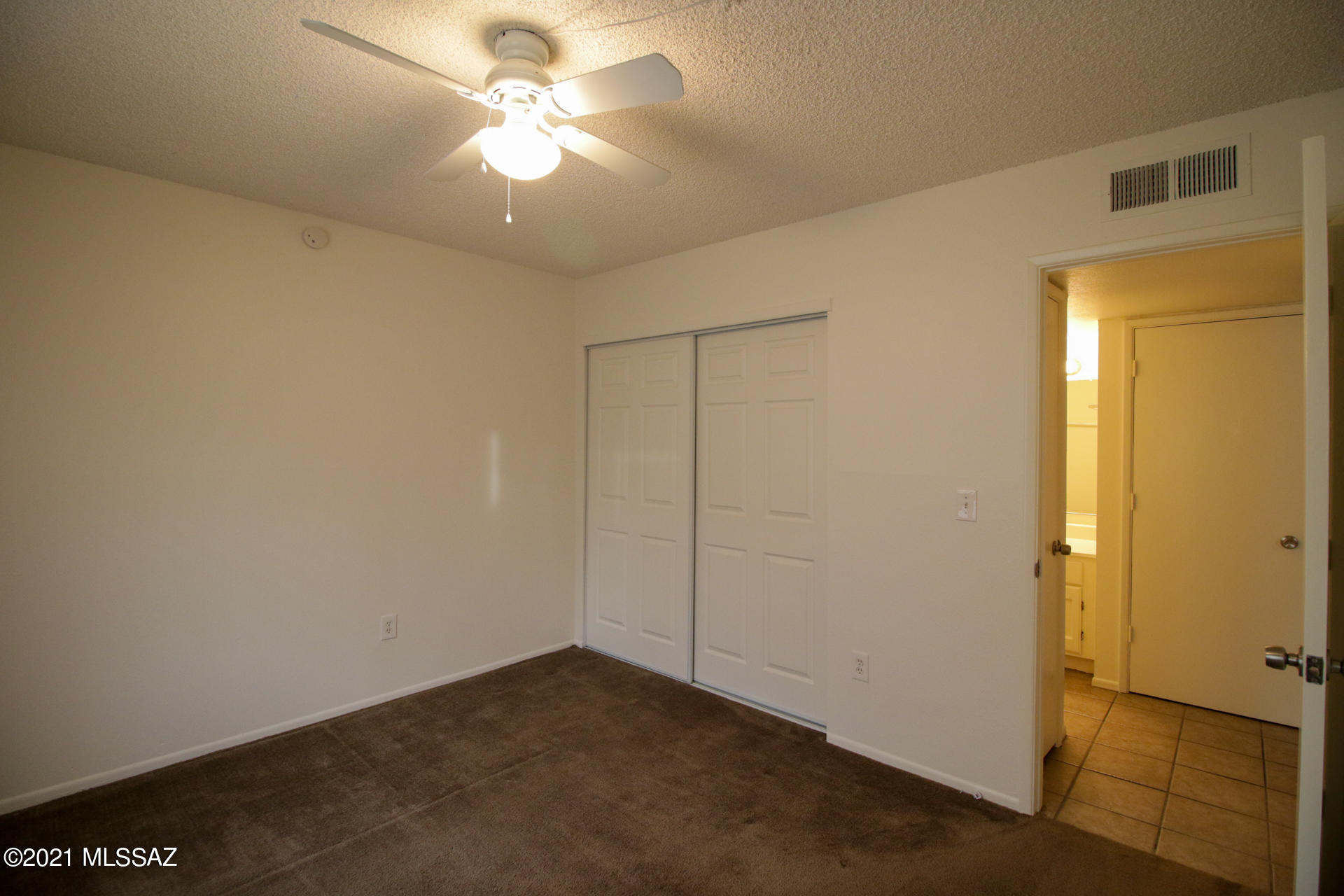 1061 East Halcyon Road Tucson, AZ 85719 - Photo 12 of 15