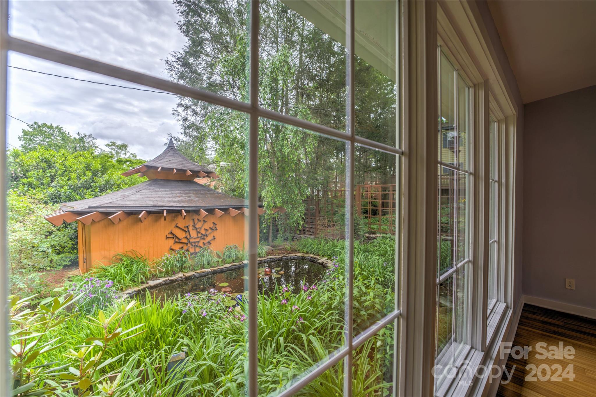 2 Devonshire Place Asheville, NC 28803 - Photo 20 of 47 a view of a glass door
