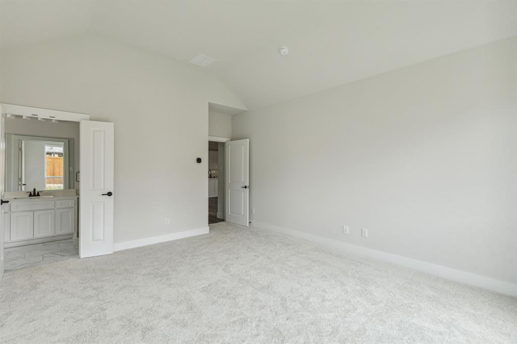 6145 Tahoe Winds Drive Pilot Point, TX 76258 - Photo 15 of 28 a view of an empty room and closet