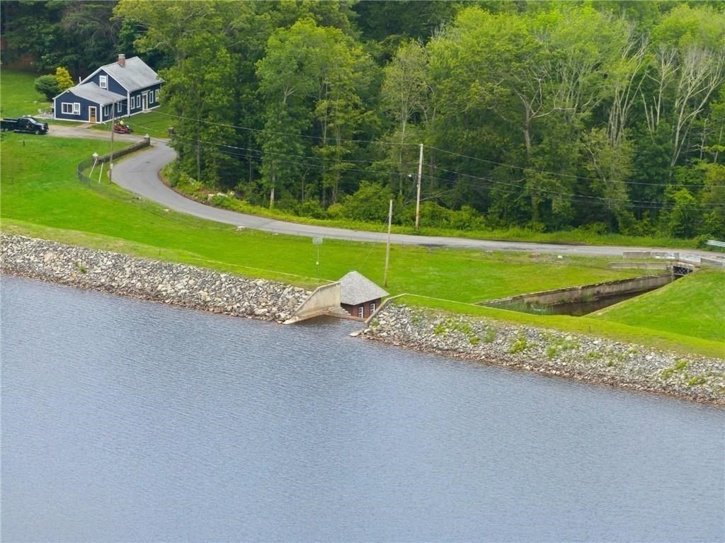 1 Reservoir Road Smithfield, RI 02917 - Photo 7 of 17