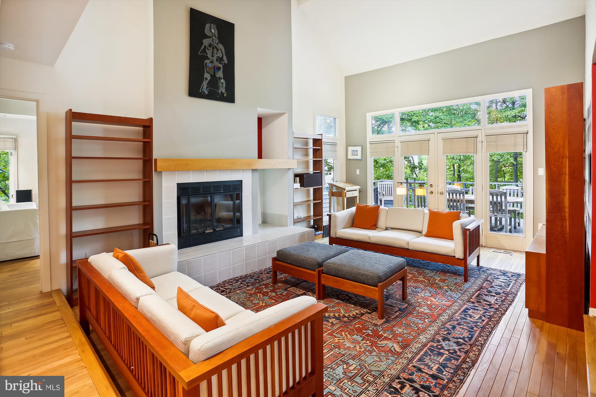 1652 Wild Pine Way Reston, VA 20194 - Photo 6 of 43 living room