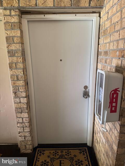 3924 Rolling Rd., Unit B11 Pikesville, MD 21208 - Photo 11 of 17 a view of bathroom