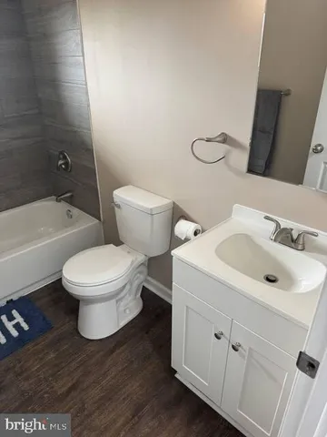 $1,250 | 3924 Rolling Rd., Unit B11, Pikesville, MD 21208