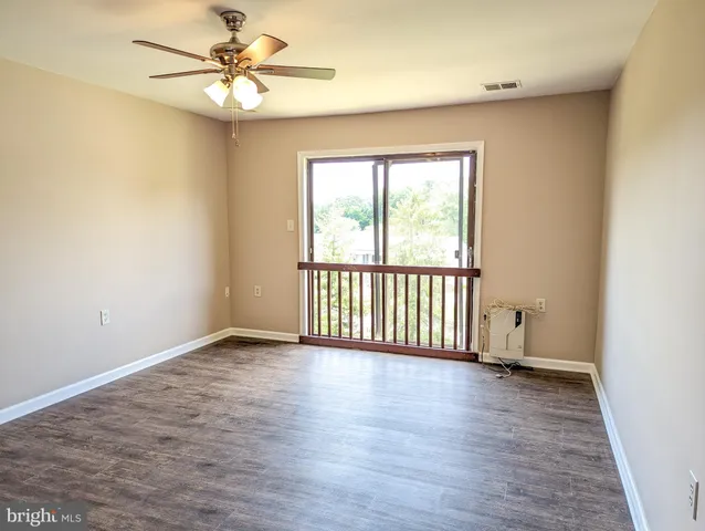 $1,250 | 3924 Rolling Rd., Unit B11, Pikesville, MD 21208