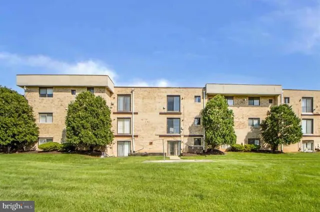 $1,250 | 3924 Rolling Rd., Unit B11, Pikesville, MD 21208