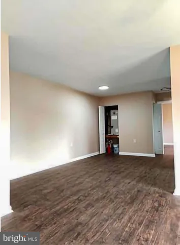 $1,250 | 3924 Rolling Rd., Unit B11, Pikesville, MD 21208