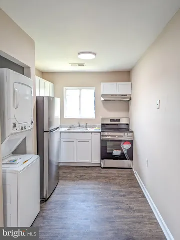 $1,250 | 3924 Rolling Rd., Unit B11, Pikesville, MD 21208