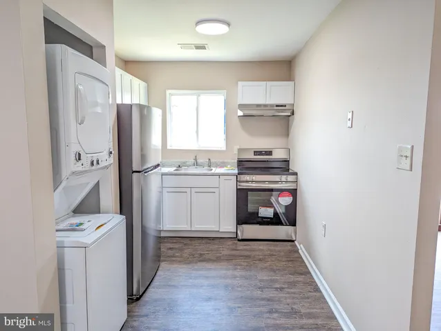 $1,250 | 3924 Rolling Rd., Unit B11, Pikesville, MD 21208