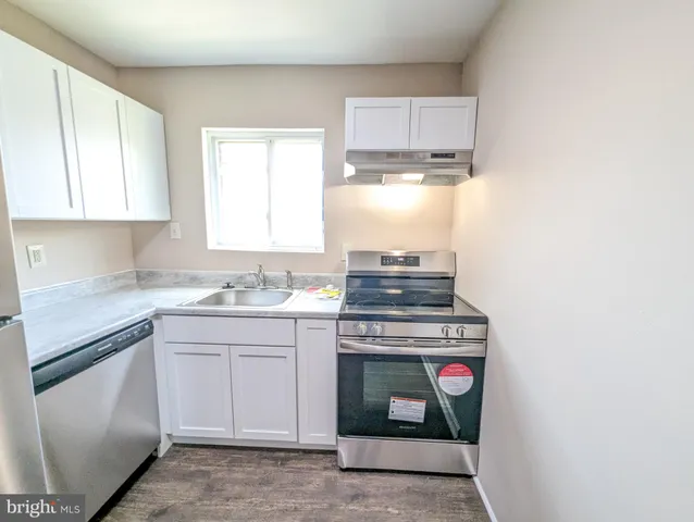 $1,250 | 3924 Rolling Rd., Unit B11, Pikesville, MD 21208