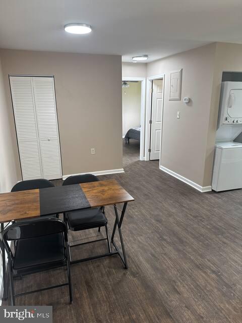 3924 Rolling Rd., Unit B11 Pikesville, MD 21208 - Photo 6 of 17 a view of a livingroom with furniture and wooden floor