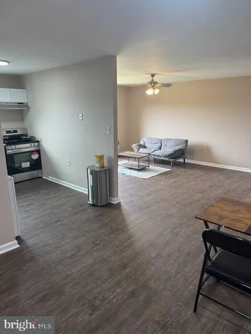 $1,250 | 3924 Rolling Rd., Unit B11, Pikesville, MD 21208