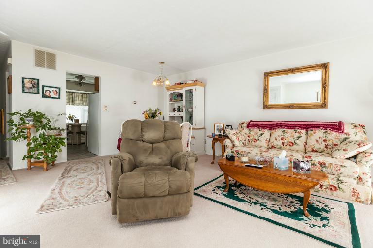 53 Perryfalls Place Nottingham, MD 21236 - Photo 7 of 30 Living Room
