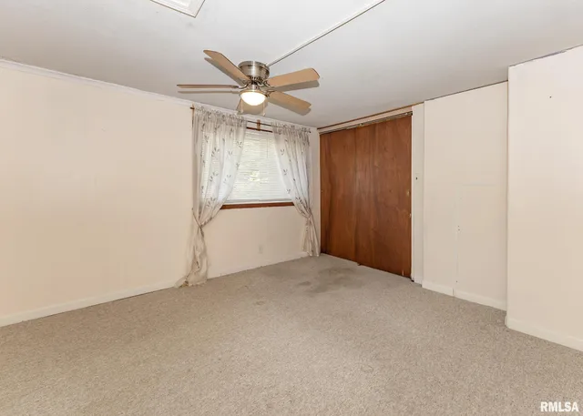 $113,900 | 3015 North 3rd Street, Clinton, IA 52732