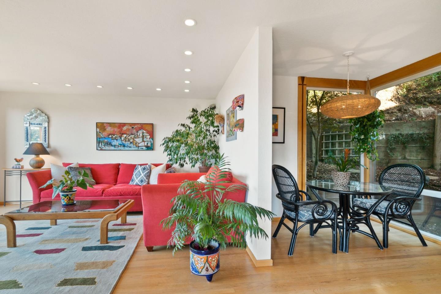 7625 Oak Ridge Road Aptos, CA 95003 - Photo 13 of 67 a living room with furniture and flowers