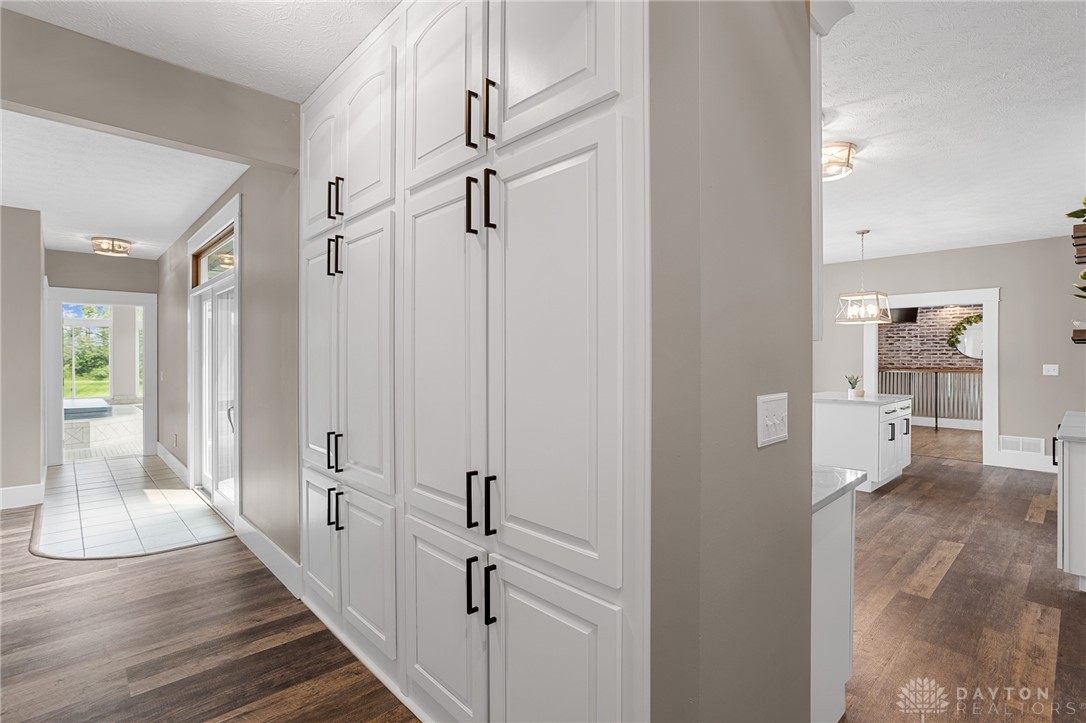 11585 Hall Road Laura, OH 45337 - Photo 19 of 99 Gallery Image 19