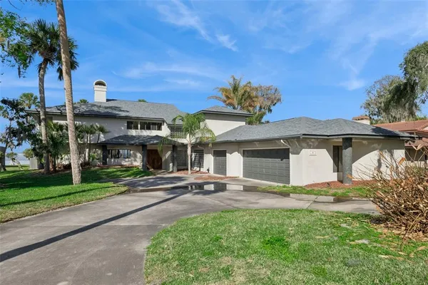 $1,500,000 | 303 Waterwood Drive, Yalaha, FL 34797