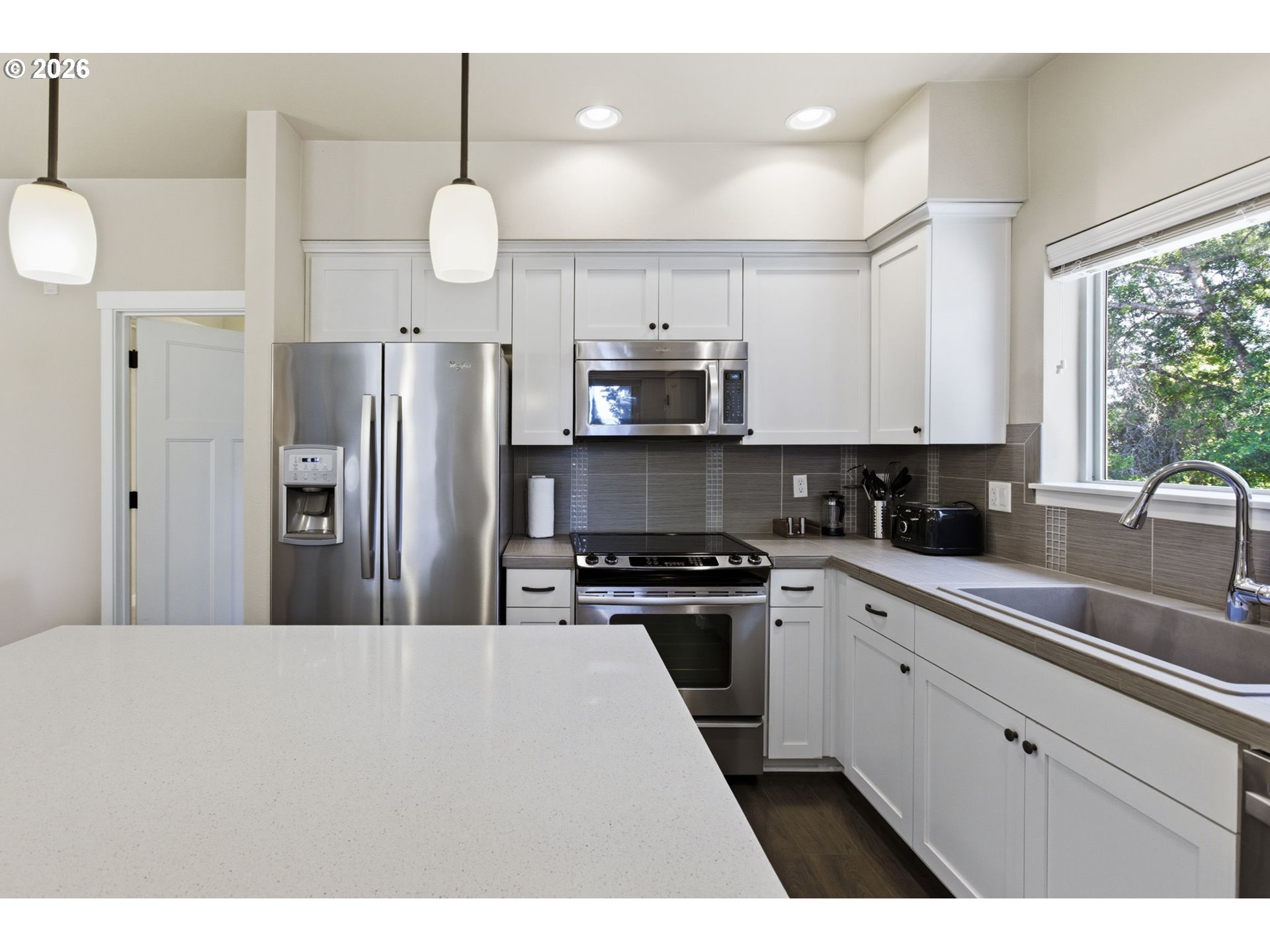 13925 Southwest Meridian Street, Unit 202 Beaverton, OR 97005 - Photo 20 of 43