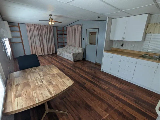 $59,900 | 397 Southeast 902nd Street, Old Town, FL 32680