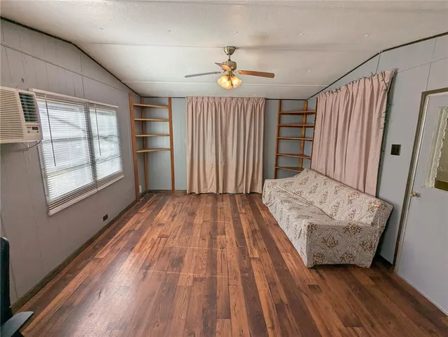 $59,900 | 397 Southeast 902nd Street, Old Town, FL 32680