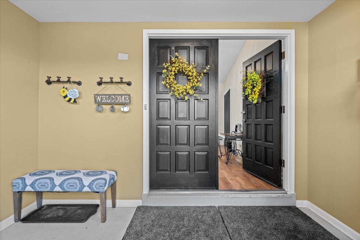 2-n651 Beith Road Elburn, IL 60119 - Photo 3 of 24