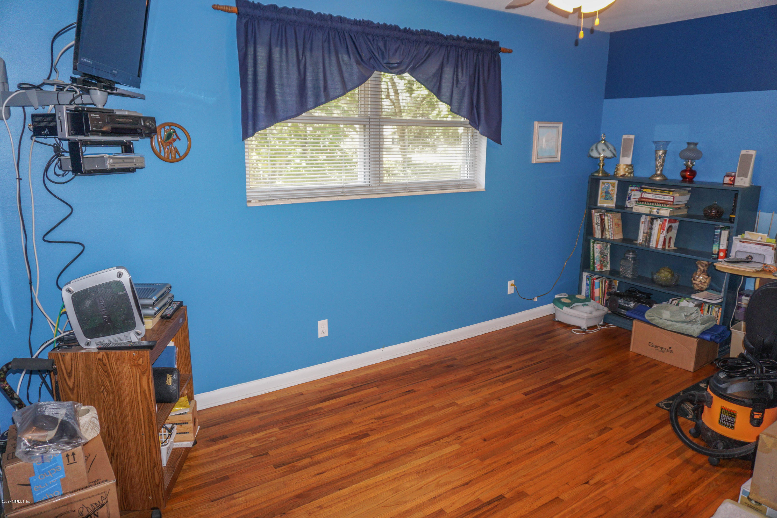 2190 Mills Road Jacksonville, FL 32216 - Photo 19 of 44 Third Bedroom