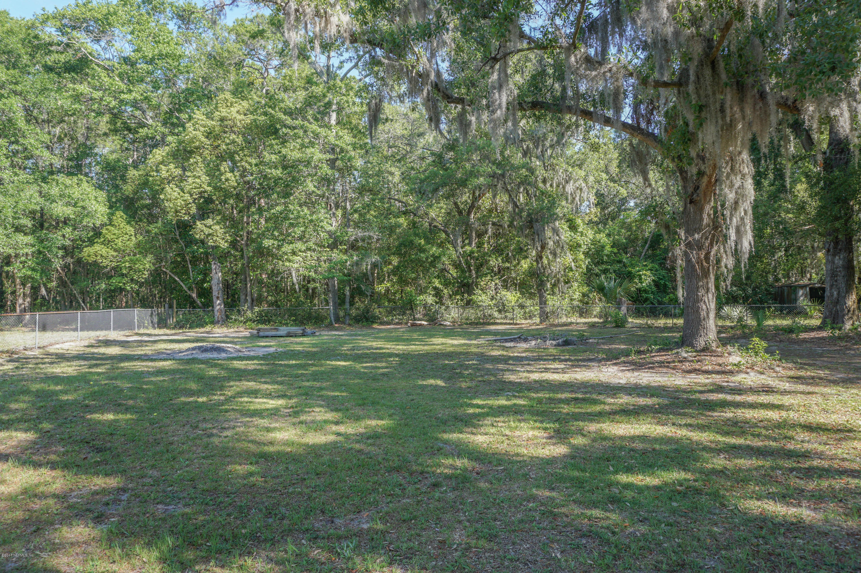 2190 Mills Road Jacksonville, FL 32216 - Photo 30 of 44 Approx. 1 1/4 acres!