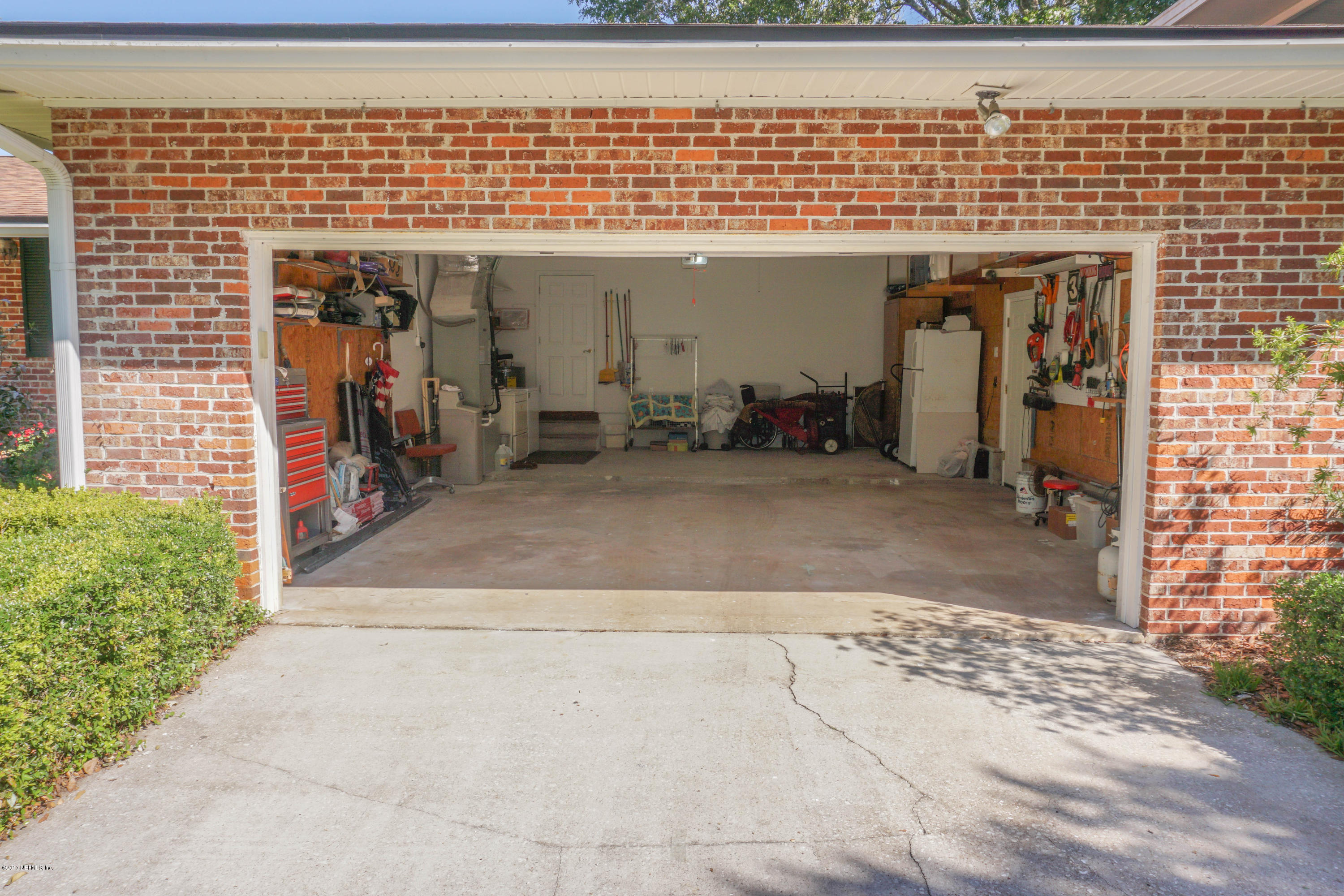 2190 Mills Road Jacksonville, FL 32216 - Photo 33 of 44 2 Car Garage