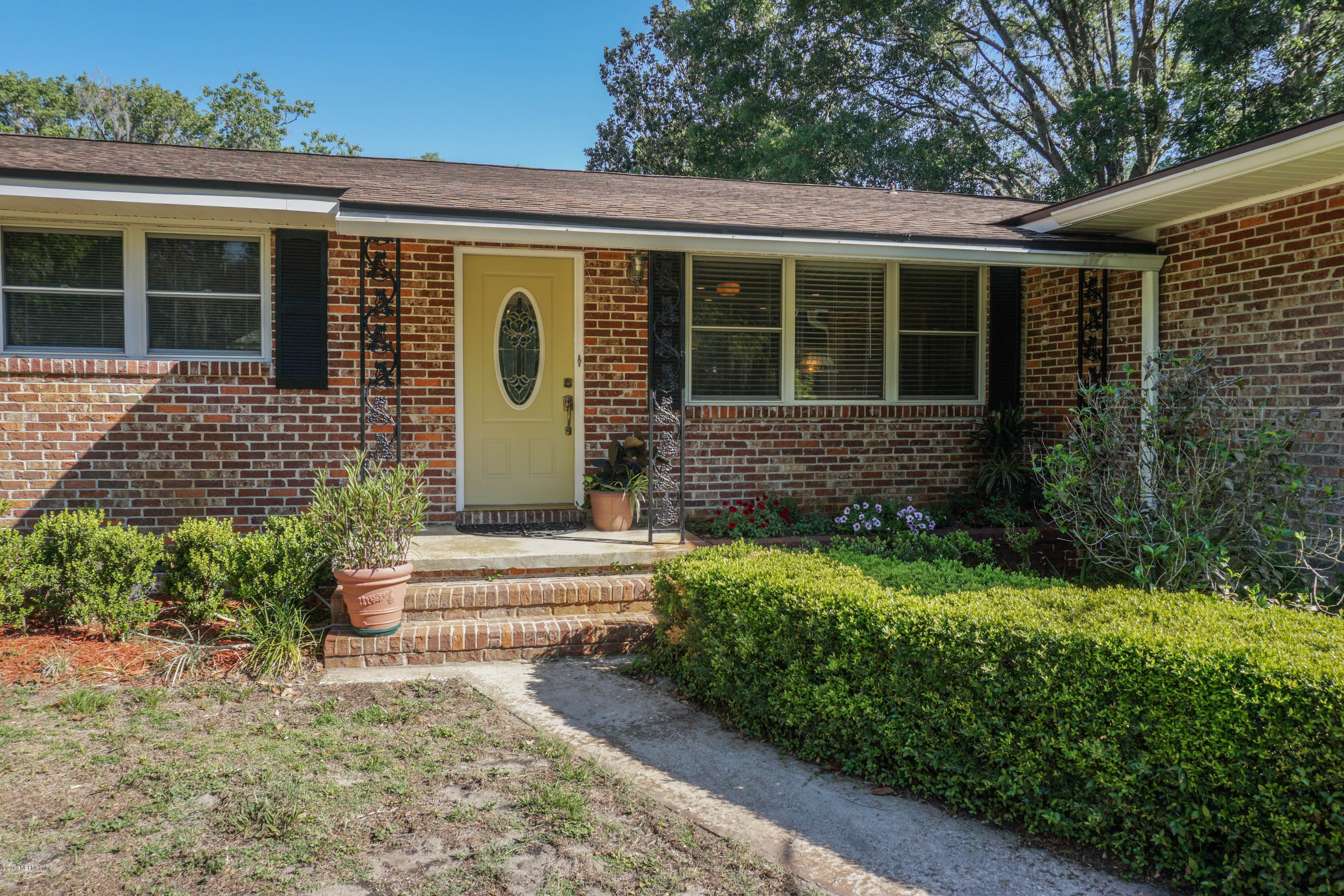 2190 Mills Road Jacksonville, FL 32216 - Photo 4 of 44 Front of Home 3