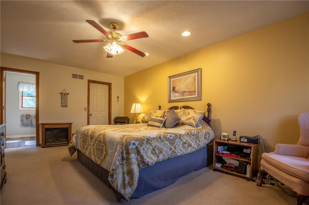 300 North Keel Ridge Road Hermitage, PA 16148 - Photo 15 of 25 Master Bedroom