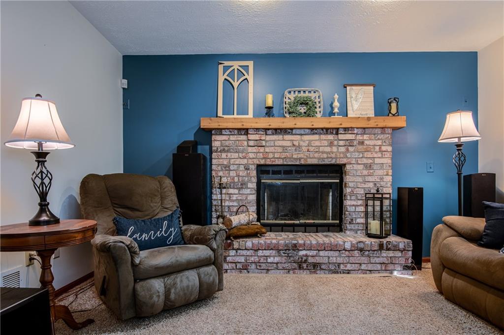 300 North Keel Ridge Road Hermitage, PA 16148 - Photo 9 of 25 Large Family Room with fireplace.