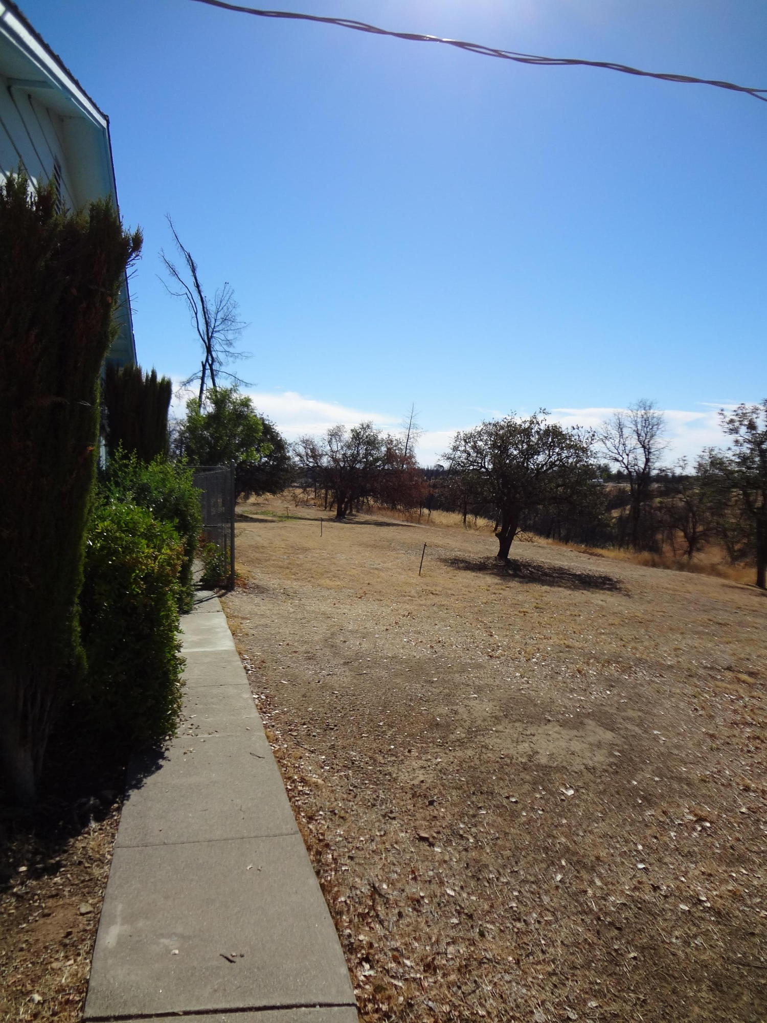 14574 Cloverdale Road Anderson, CA 96007 - Photo 9 of 15 DSC00330