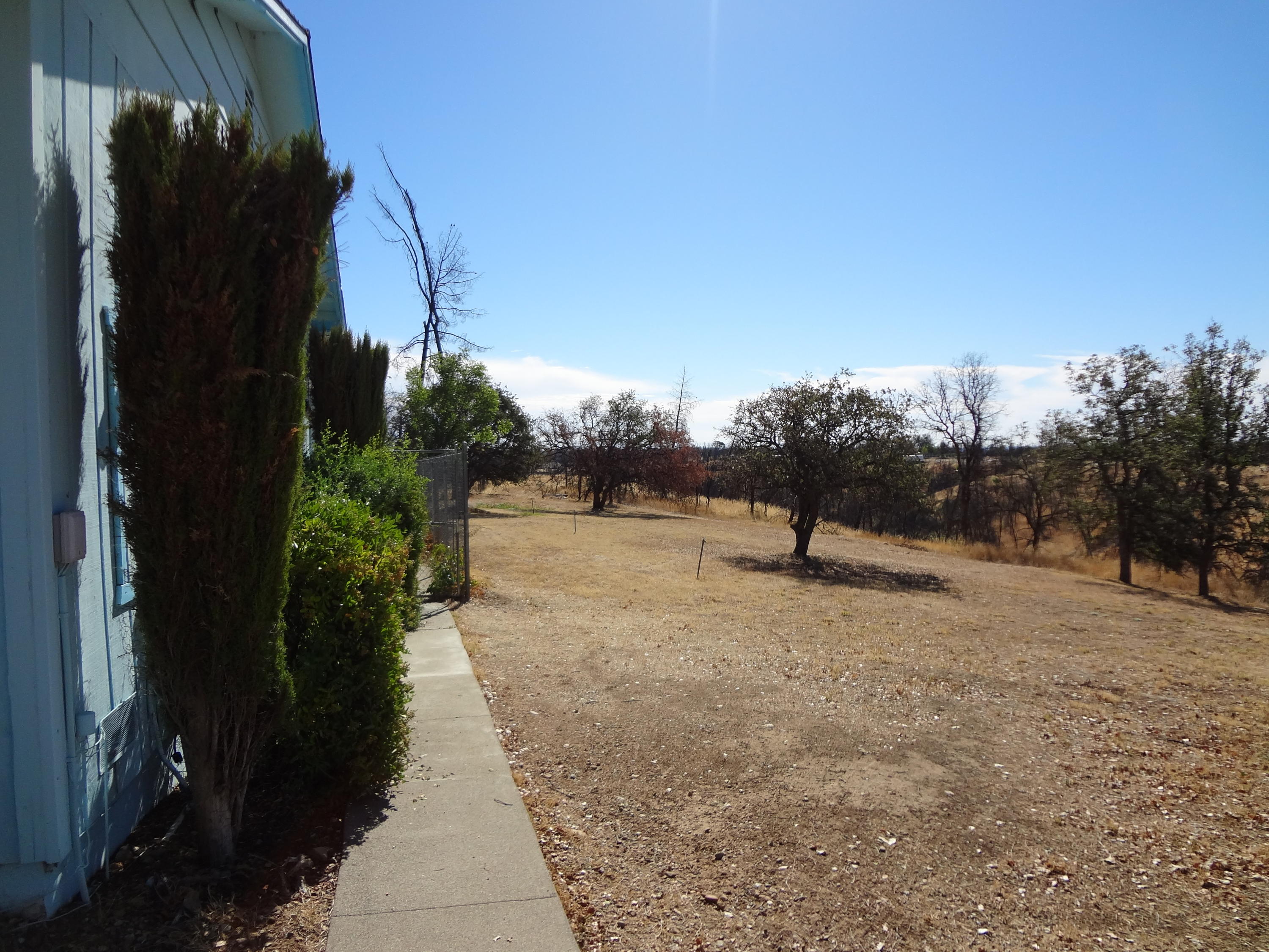14574 Cloverdale Road Anderson, CA 96007 - Photo 10 of 15 DSC00331