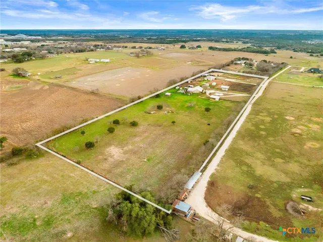 $899,900 | 2700 Auction Barn Road, Belton, TX 76513
