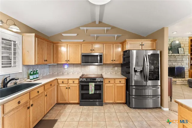 $899,900 | 2700 Auction Barn Road, Belton, TX 76513