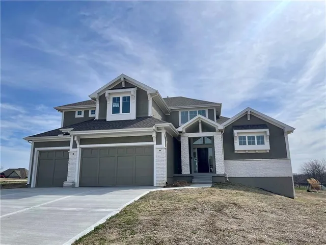 $840,970 | 18401 Monrovia Street, Overland Park, KS 66013