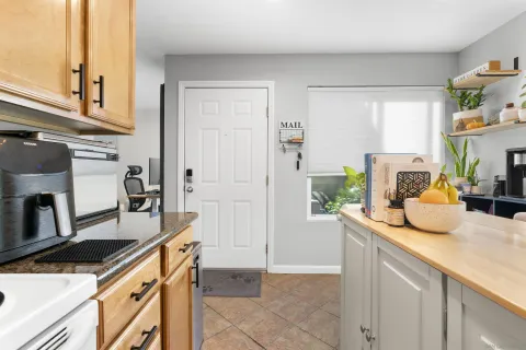 $465,000 | 6333 College Grove Way, Unit 1101 (14), San Diego, CA 92115