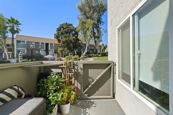 $465,000 | 6333 College Grove Way, Unit 1101 (14), San Diego, CA 92115