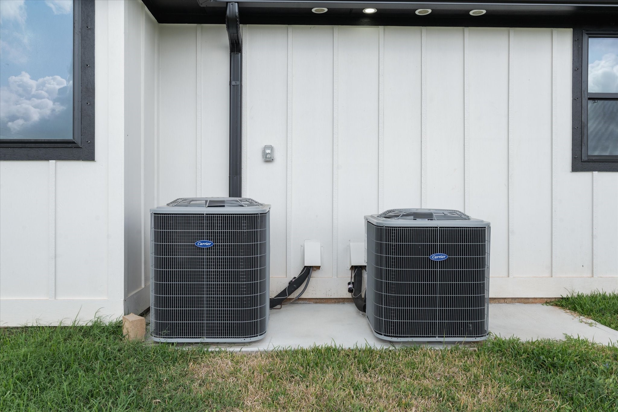 447 Sunset Trail Angleton, TX 77515 - Photo 32 of 41 2 ac units