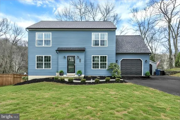 $420,000 | 140 Burberry Lane, Mount Wolf, PA 17347
