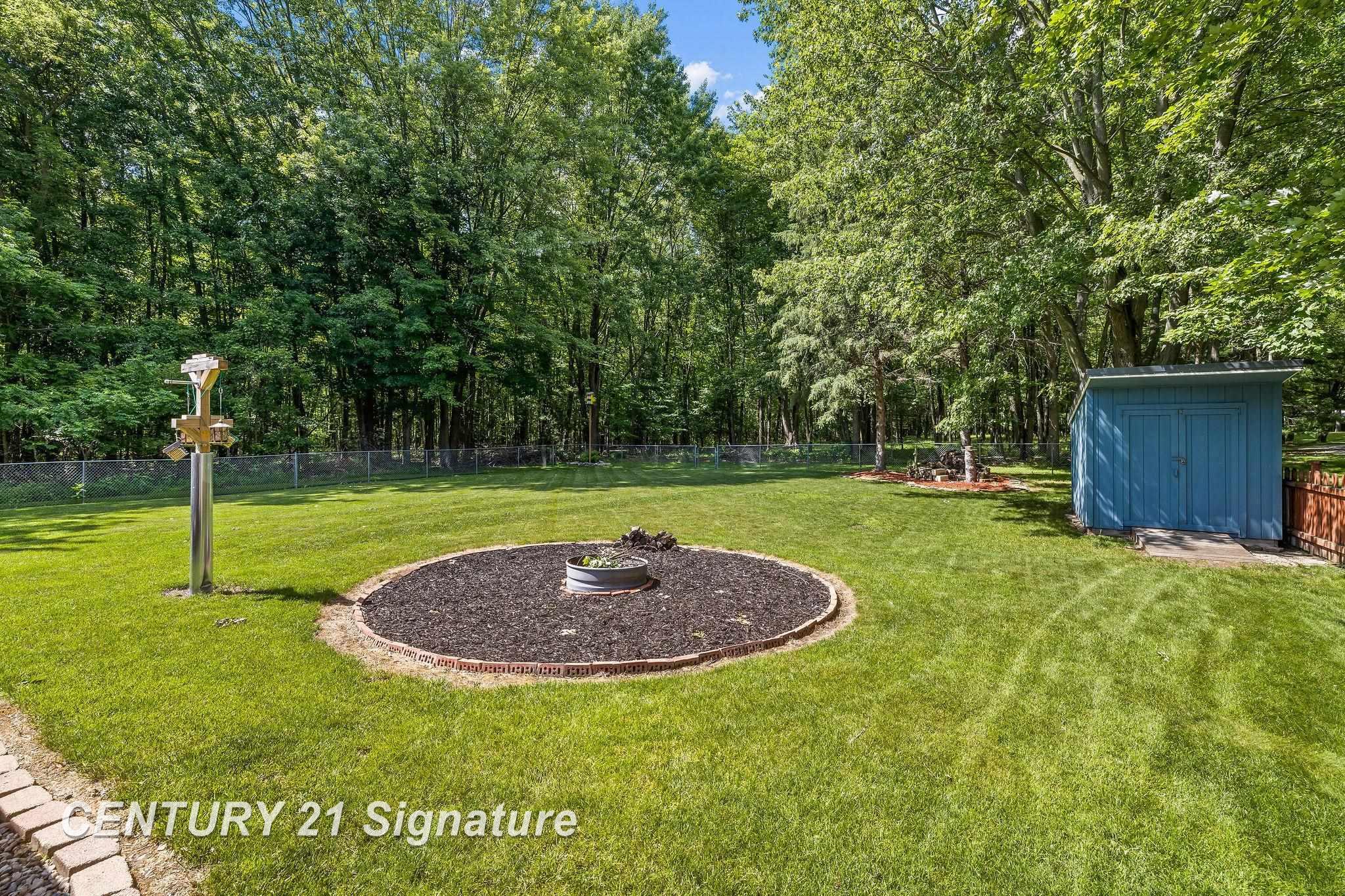 5261 Baker Road Bridgeport, MI 48722 - Photo 36 of 50