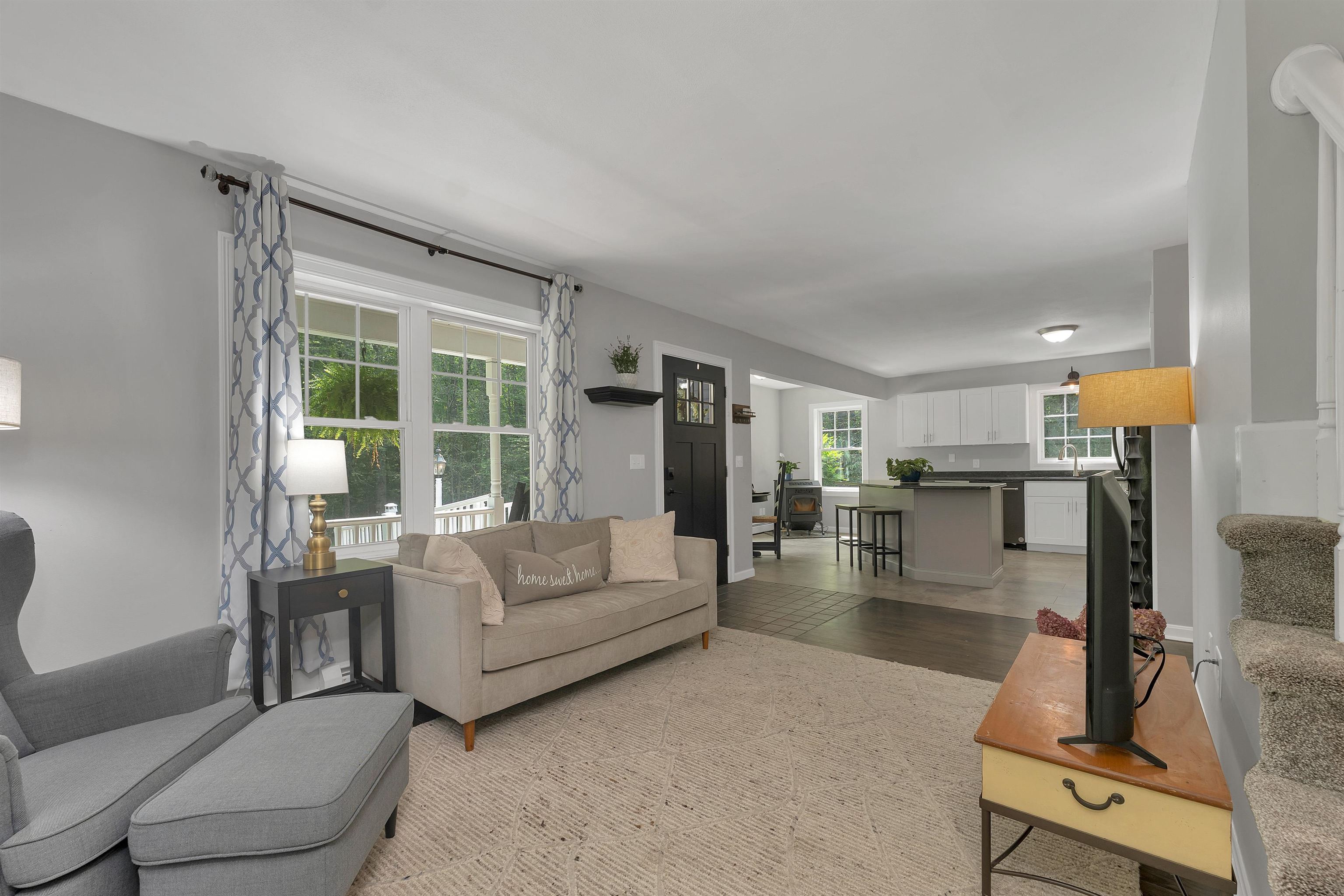 3 Pendergast Road Newmarket, NH 03857 - Photo 2 of 44