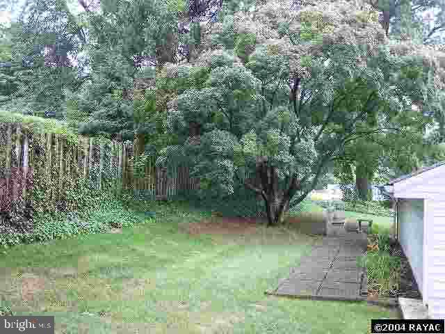 1290 Southern Road York, PA 17403 - Photo 8 of 8 Gallery Image 8