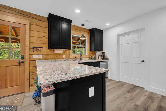 $365,000 | 280 Shore Crest Drive, Martin, GA 30557