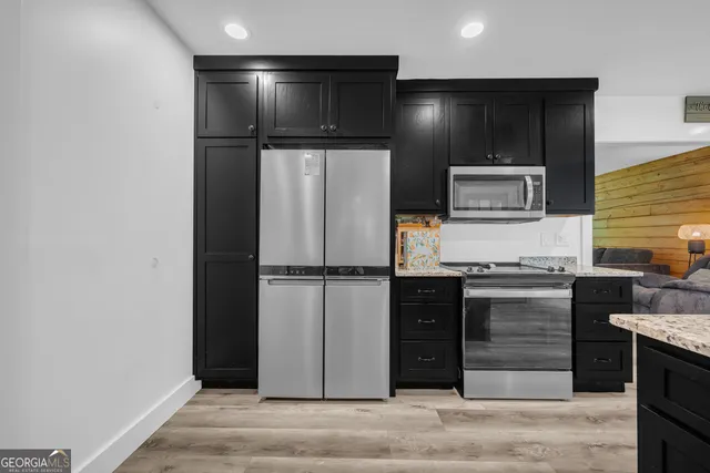 $365,000 | 280 Shore Crest Drive, Martin, GA 30557